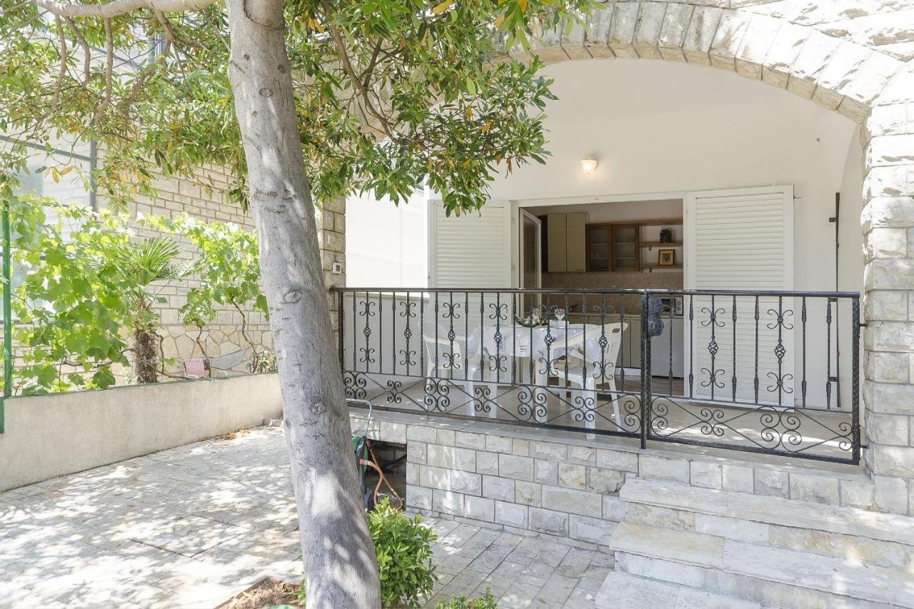 Apartments Karolina Vodice Eksteriør billede